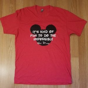 Walt Disney "It's Kind of Fun to do the Impossible" T-shirt Red Size Large